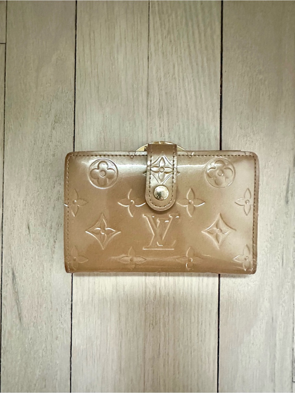 Louis Vuitton Tan Patent Vernis French Wallet